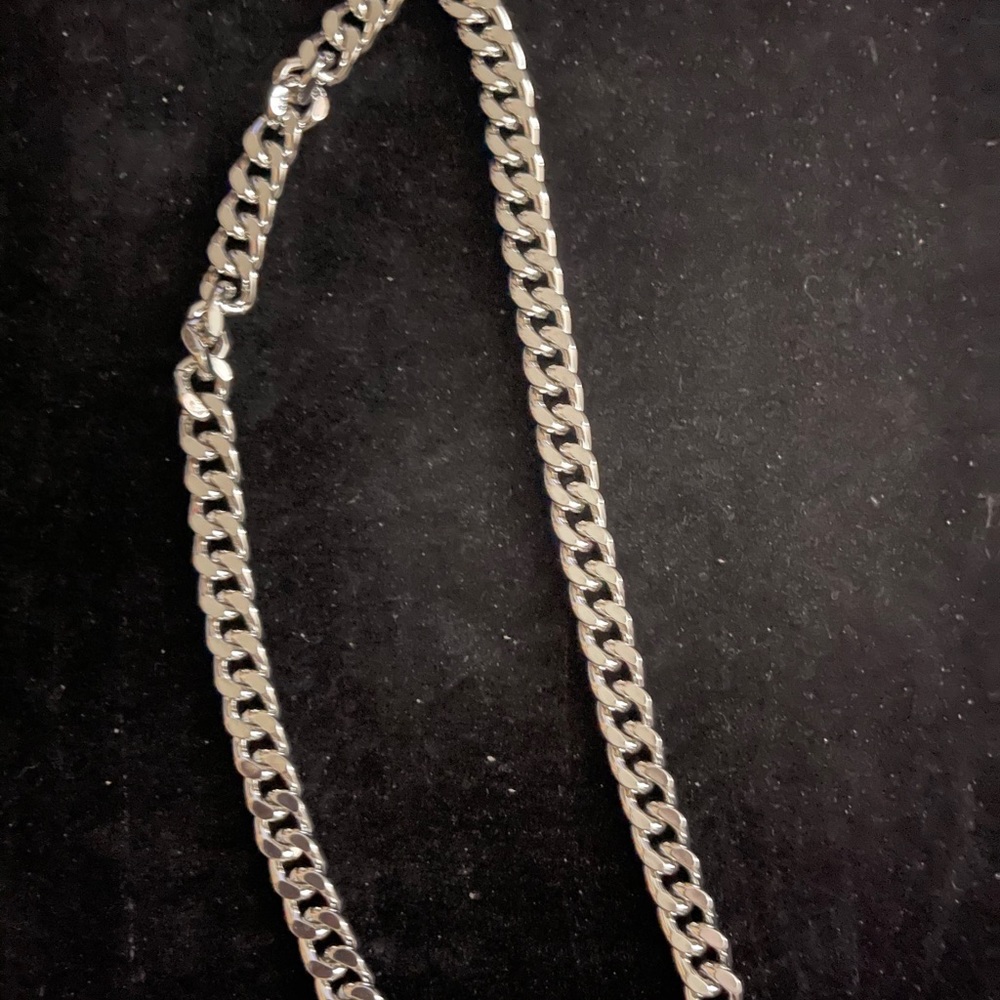Chain: Cuban - Picture 3 of 3